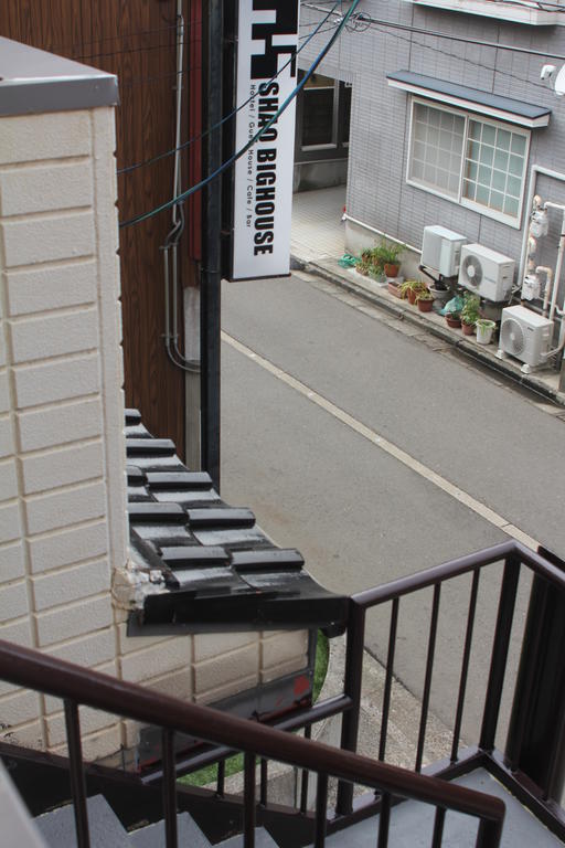 Shaq Bighouse Hostel Kanazawa Bagian luar foto